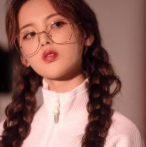 Meet your Posher, Hnahcatprb